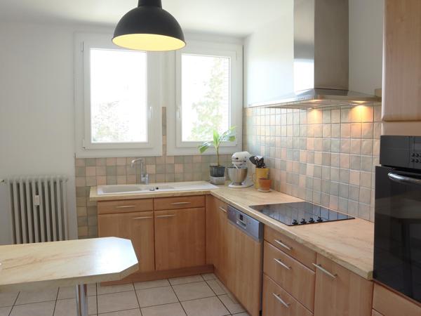 Montélimar, proche gare : beau T3 lumineux de 74 m²
