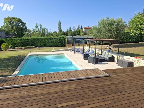 Magnifique maison en pierre à Banon