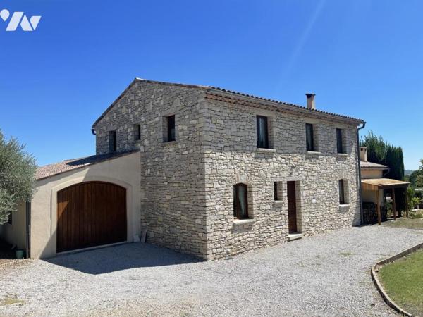Magnifique maison en pierre à Banon