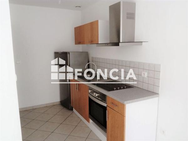 Location Studio 27.25 m² - 10 RUE DE LA TANNERIE Etampes 91150