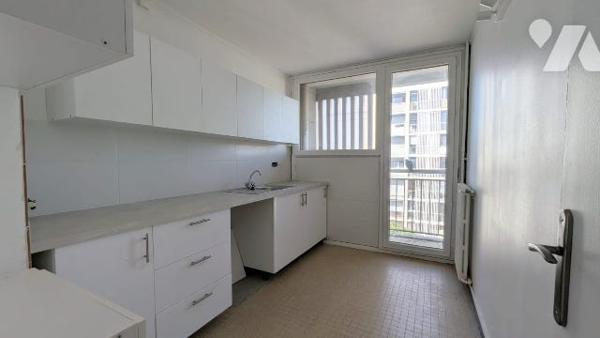 PARC DE LA MONGRANE 13013 Appartement T4 de 72 m² vue dégagée, parking et cave