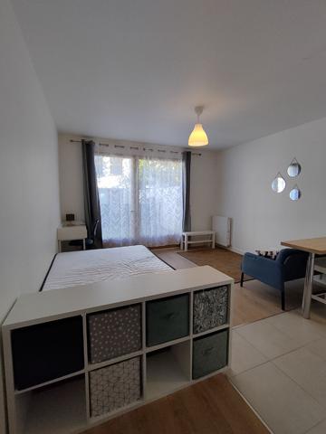 STUDIO - REZ DE JARDIN - MEUBLE