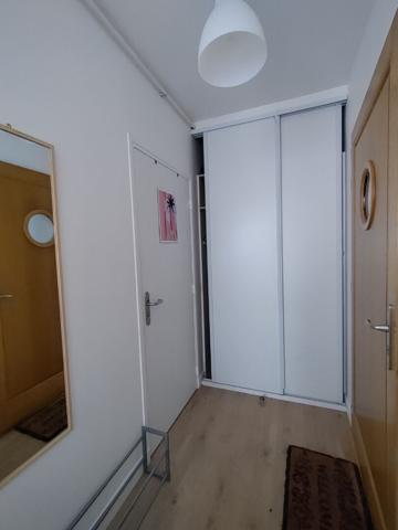 STUDIO - REZ DE JARDIN - MEUBLE