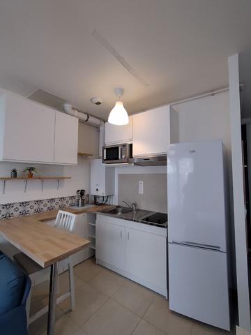 STUDIO - REZ DE JARDIN - MEUBLE