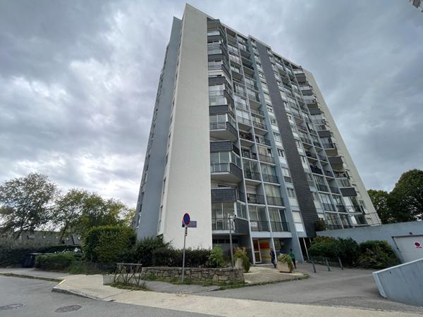 À vendre : Appartement T3 à Vannes secteur Ménimur 70m² ascenseur commerces bus