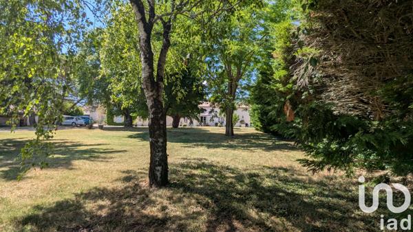 Maison à vendre 12 pièces 307 m² Saint-Sulpice-de-Royan