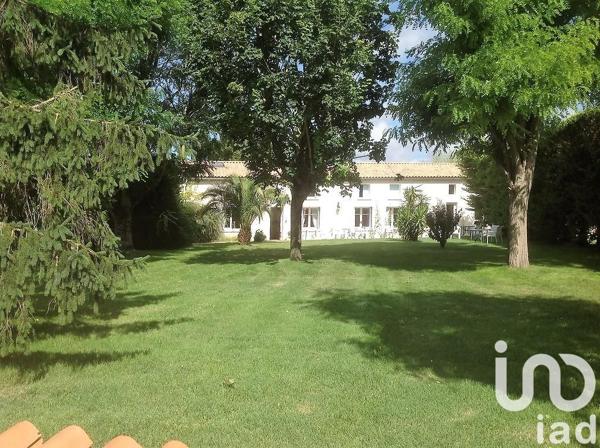 Maison à vendre 12 pièces 307 m² Saint-Sulpice-de-Royan