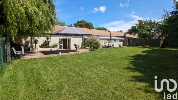 Maison à vendre 12 pièces 307 m² Saint-Sulpice-de-Royan