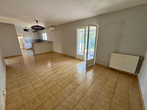 MAISON NÎMES 3 Pièces - 73.54 M2 - 2 Chambres - Garage - Terrain 309 M2