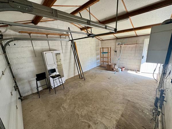 MAISON NÎMES 3 Pièces - 73.54 M2 - 2 Chambres - Garage - Terrain 309 M2