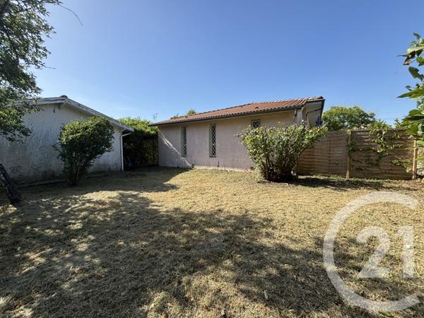 Maison à vendre  5 pièces - 142 m 2   EYSINES  - 33