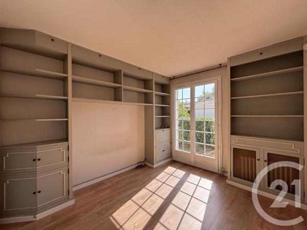 Maison à vendre  5 pièces - 142 m 2   EYSINES  - 33