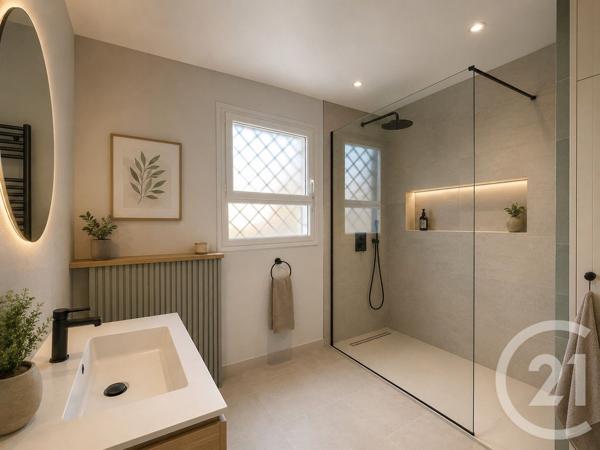 Maison à vendre  5 pièces - 142 m 2   EYSINES  - 33