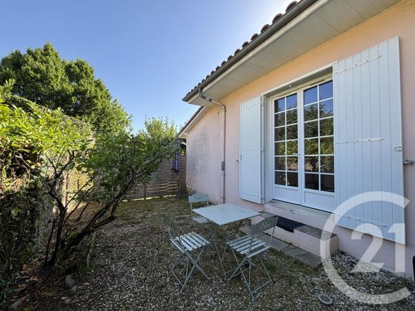 Maison à vendre  5 pièces - 142 m 2   EYSINES  - 33