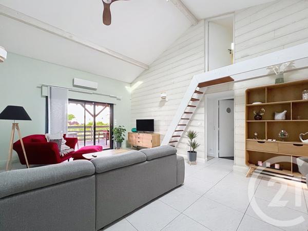 Maison à vendre  5 pièces - 142 m 2   EYSINES  - 33