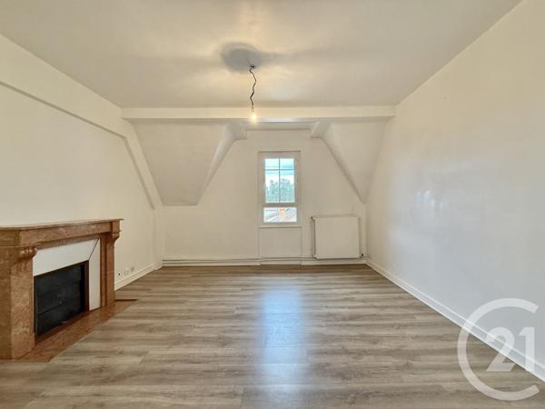 Appartement T3 à vendre  3 pièces - 81,71 m2 YZEURE - 03