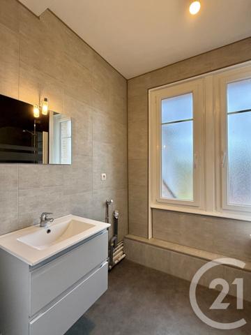 Appartement T3 à vendre  3 pièces - 81,71 m2 YZEURE - 03