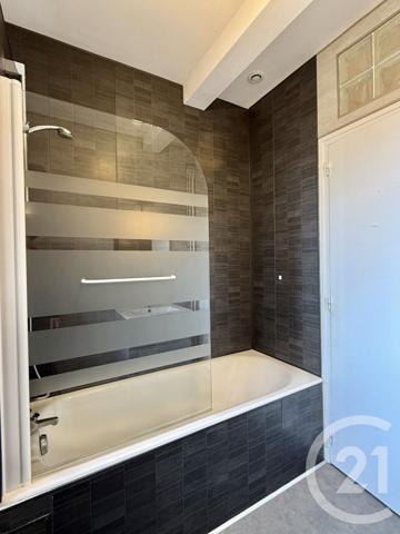 Appartement T3 à vendre  3 pièces - 81,71 m2 YZEURE - 03