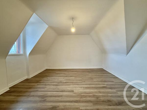 Appartement T3 à vendre  3 pièces - 81,71 m2 YZEURE - 03