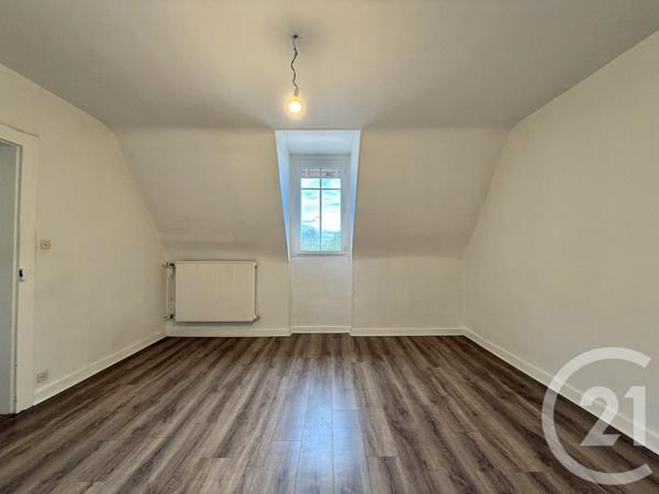 Appartement T3 à vendre  3 pièces - 81,71 m2 YZEURE - 03