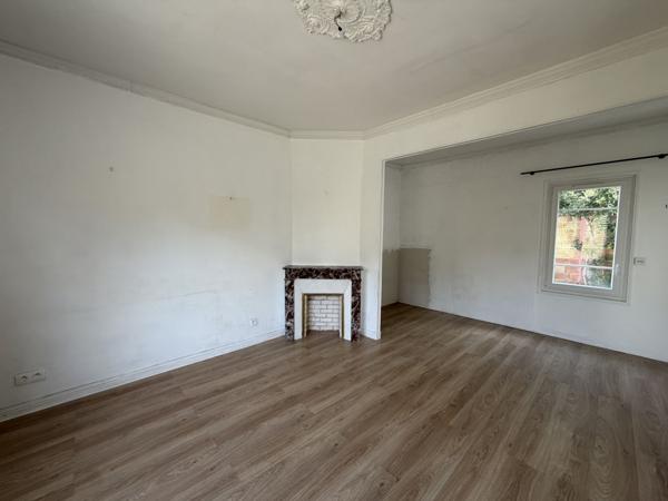 Maison 7 pièces 110 m2 avec jardin 5 min gare de Sartrouvi Loyer 1 900 €/mois **  - Référence  288