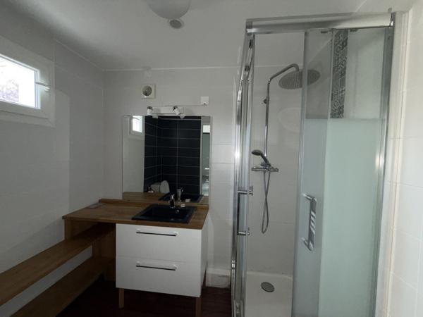 Maison 7 pièces 110 m2 avec jardin 5 min gare de Sartrouvi Loyer 1 900 €/mois **  - Référence  288