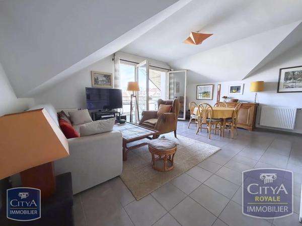 Appartement à vendre 3 pièces 81m² Rambouillet (78120)