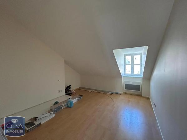 Appartement à louer 2 pièces 37.7m² Blois (41000)