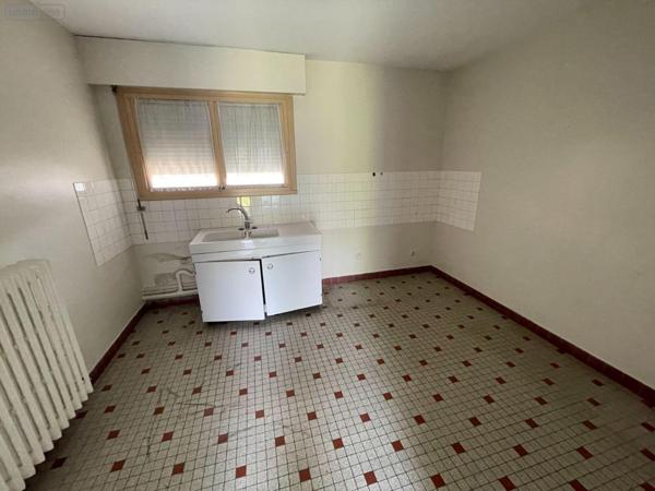 Maison de ville à vendre à Alençon dans l'Orne (61000), ref : 61001-57 Montsort