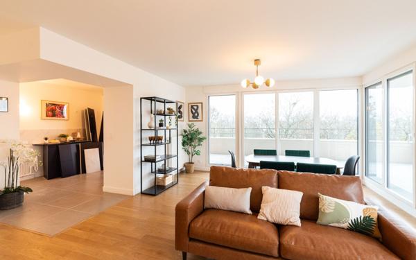 Appartement à vendre    5 pièces • 121,83 m2 Saint-Maur-des-Fossés