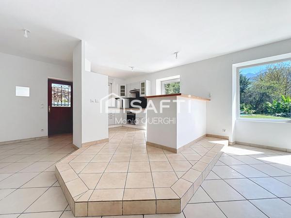 Maison familiale de caractère 10 pièces, piscine