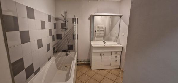 Appartement Avignon 2 pièces 74 m2