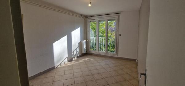 Appartement Avignon 2 pièces 74 m2