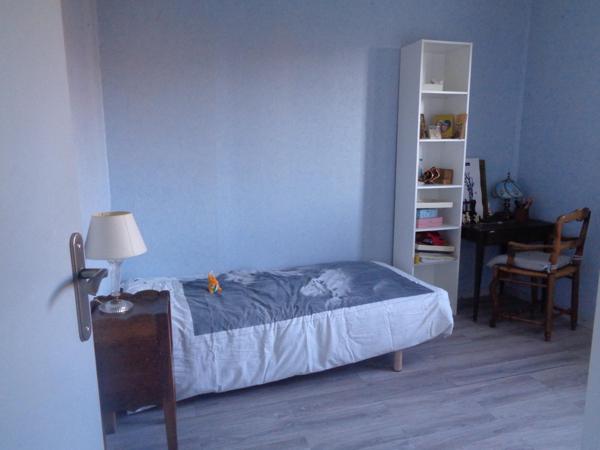 Logements et jardin - opportunité de rénovation à Pierrevert!