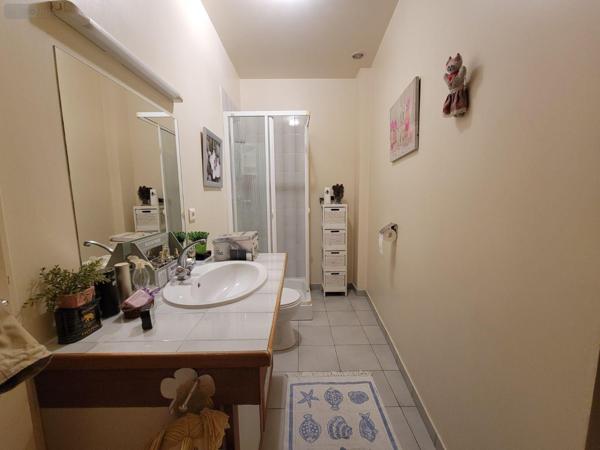 Maison de ville à vendre à Cloyes-les-Trois-Rivières dans l'Eure-et-Loir (28220), ref : JS/831   
Centre ville