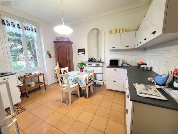 Maison de ville à vendre à Cloyes-les-Trois-Rivières dans l'Eure-et-Loir (28220), ref : JS/831   
Centre ville