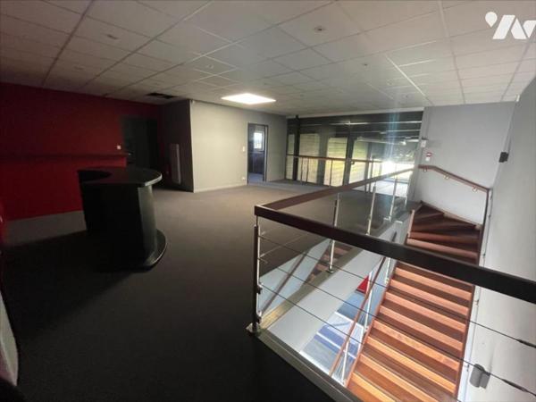 CAEN LOCAL PROFFESSIONEL TRES BON VISUEL