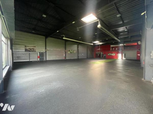 CAEN LOCAL PROFFESSIONEL TRES BON VISUEL