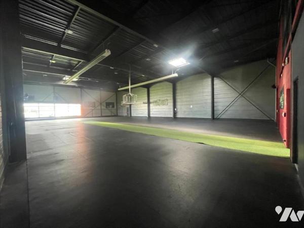 CAEN LOCAL PROFFESSIONEL TRES BON VISUEL