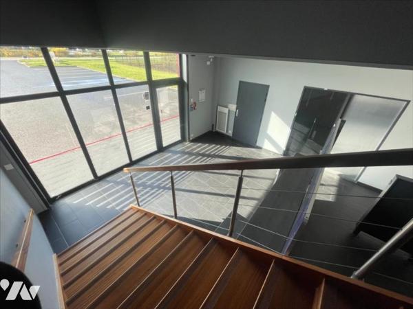 CAEN LOCAL PROFFESSIONEL TRES BON VISUEL