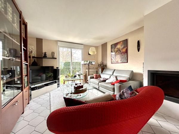 Maison Acheres 5 pièce(s) 115 m2 €395 000 ** - Référence 9078