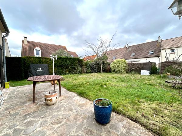 Maison Acheres 5 pièce(s) 115 m2 €395 000 ** - Référence 9078