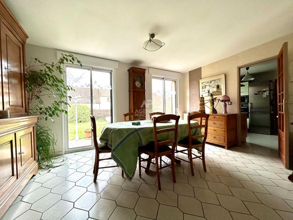 Maison Acheres 5 pièce(s) 115 m2 €395 000 ** - Référence 9078