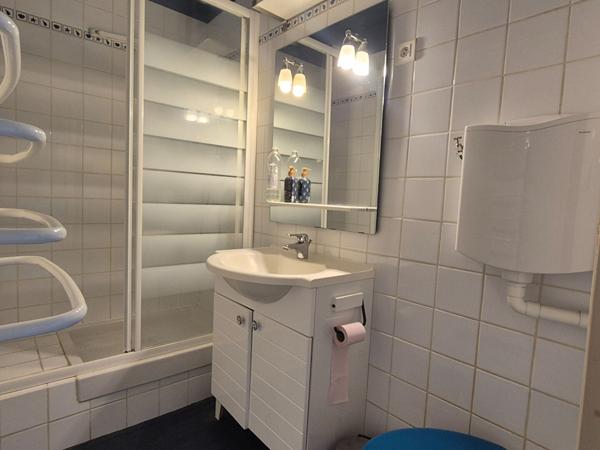 GRADIGNAN CENTRE - Studio vendu libre avec balcon