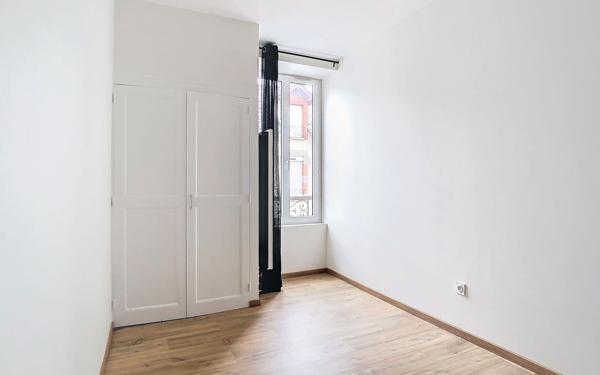 Appartement à vendre    3 pièces • 78 m2 Aurillac