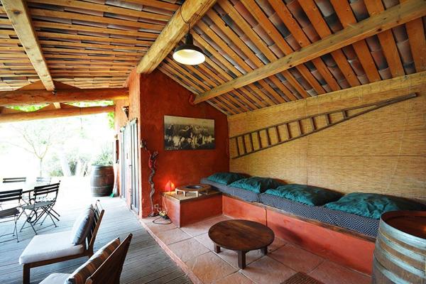 L'Isle-sur-la-Sorgue (84800) VENDU Imposant Mas dans village typique