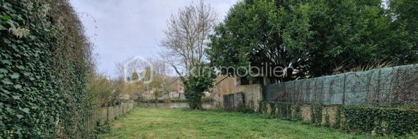 Terrain de loisirs de 212 m²