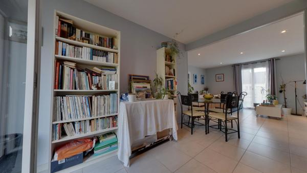 Maison Roissy En Brie 5 pièce(s) 105 m2