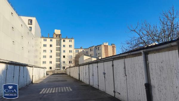 Parking à louer 13m² Bagneux (92220)