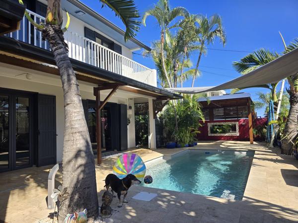 Rare dans ce secteur - Superbe Villa Familiale avec Piscine et Vue Océan – Terre Sainte, Saint-Pierre